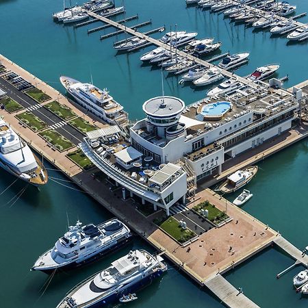 Yacht Club Marina Di Loano 호텔 외부 사진