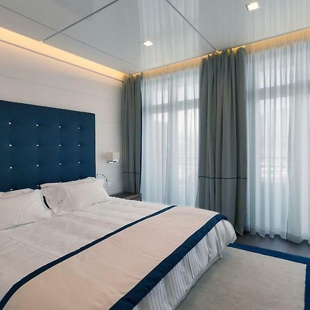 Yacht Club Marina Di Loano 호텔 외부 사진