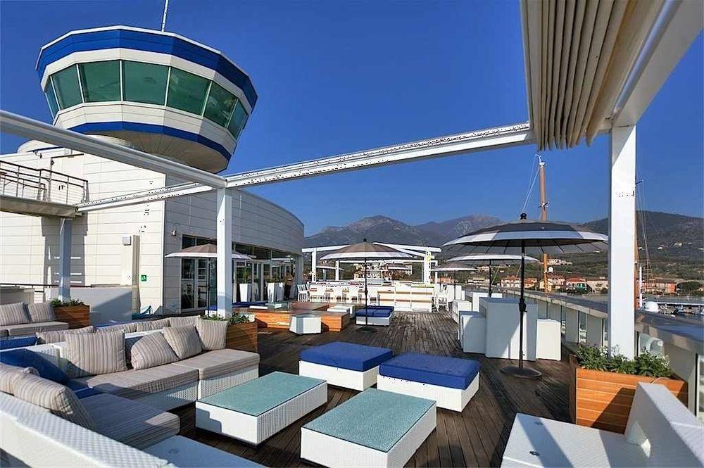 Yacht Club Marina Di Loano 호텔 외부 사진