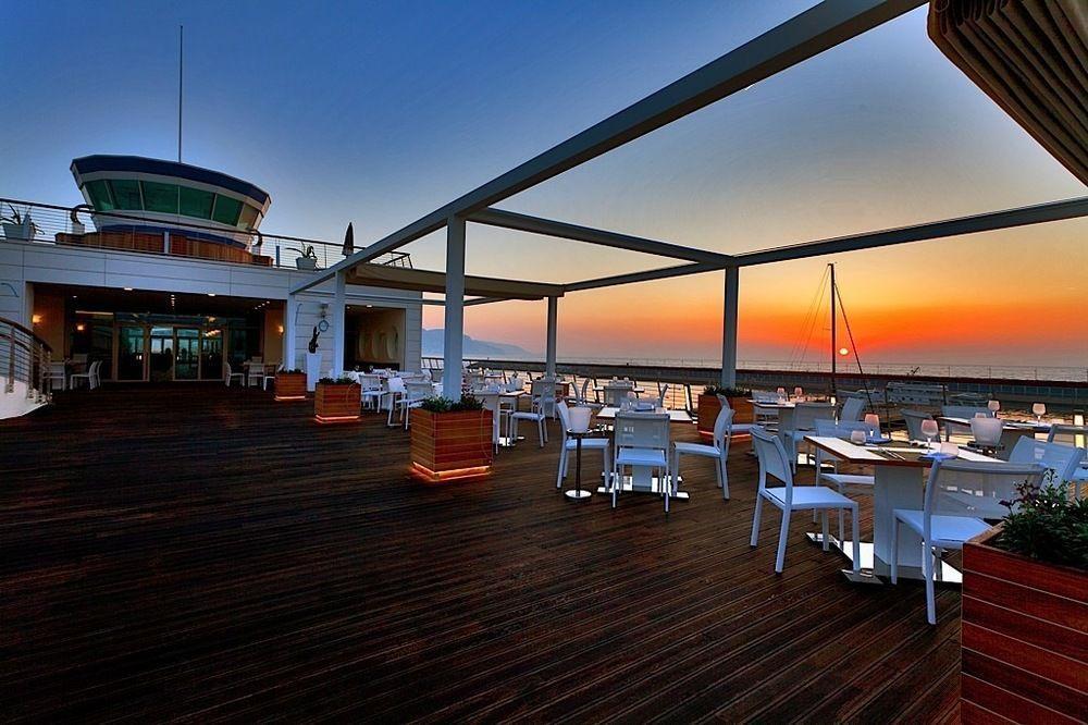 Yacht Club Marina Di Loano 호텔 외부 사진