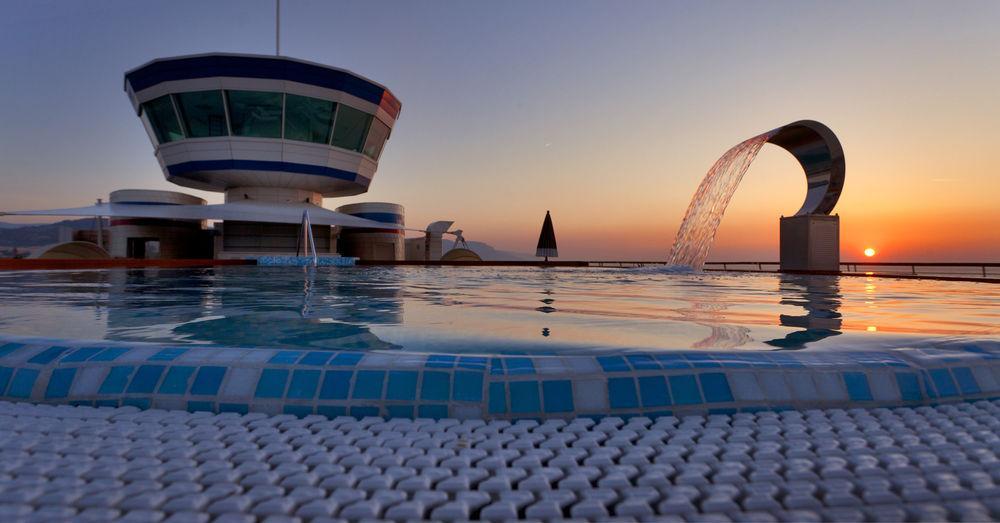 Yacht Club Marina Di Loano 호텔 외부 사진