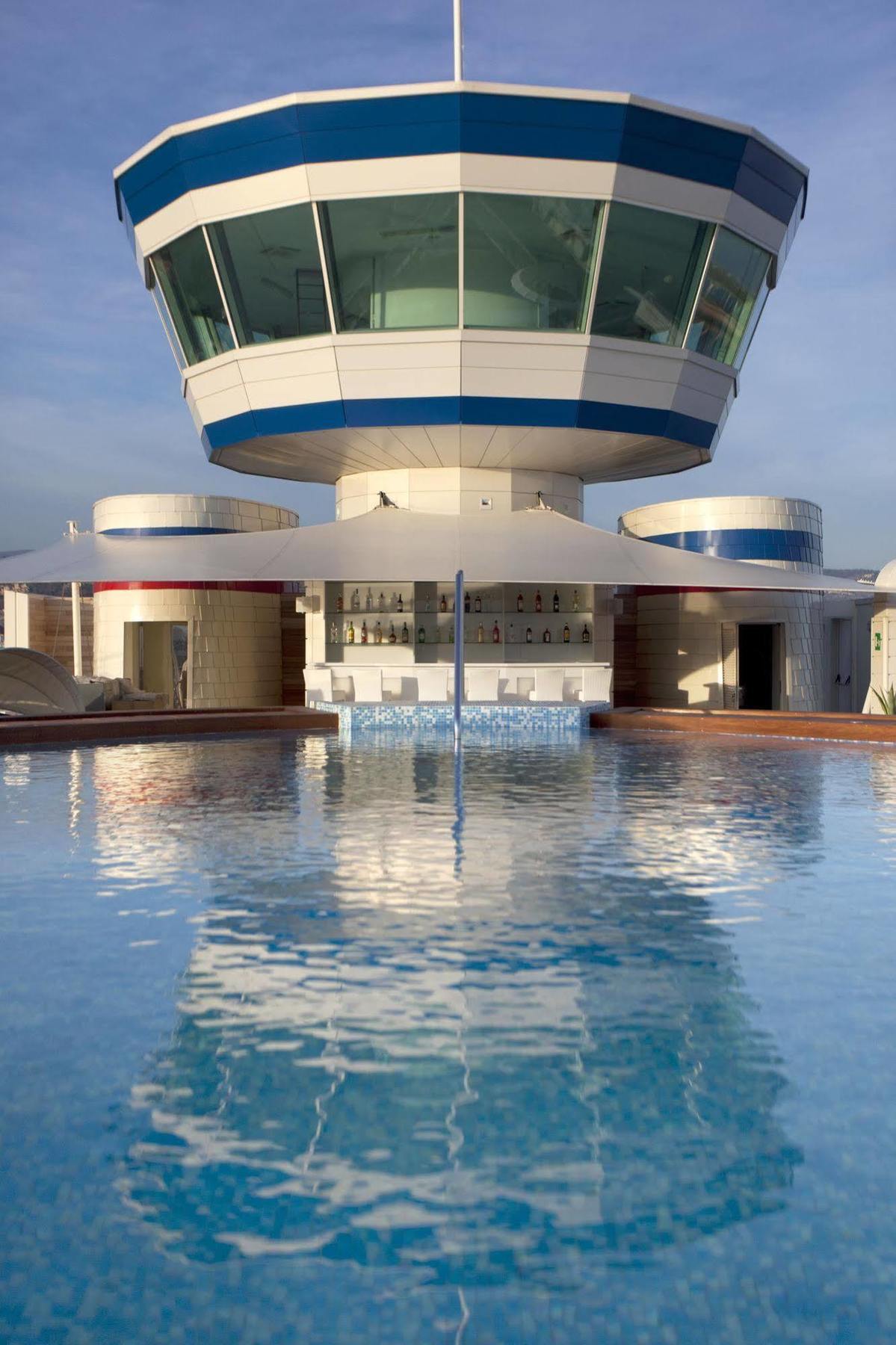 Yacht Club Marina Di Loano 호텔 외부 사진
